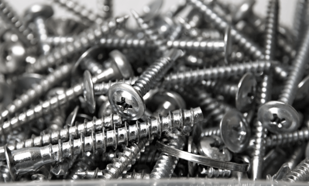 What Contractors Look for in Hardware Products