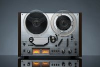 Tech Innovations Reshaping Consumer Behavior Today